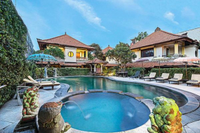 Отель Royal Tunjung Hotel & Villa Legian - CHSE Certified  Kuta
